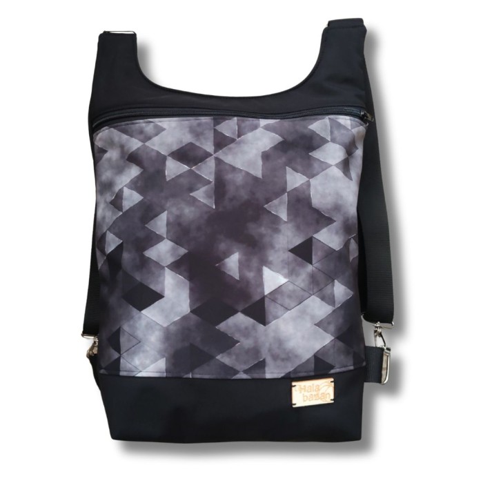 Mochila Triángulos
